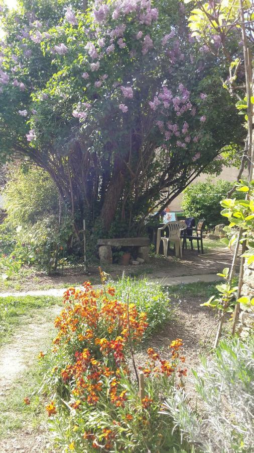Oniros Bed & Breakfast Neuffontaines ภายนอก รูปภาพ